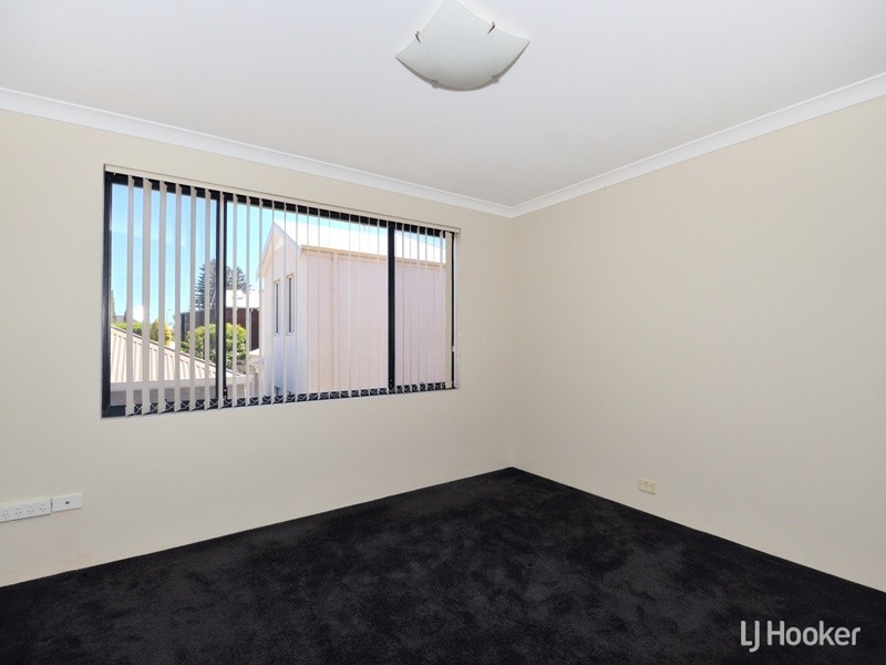 3/10 Hymus Street, Rockingham WA 6168