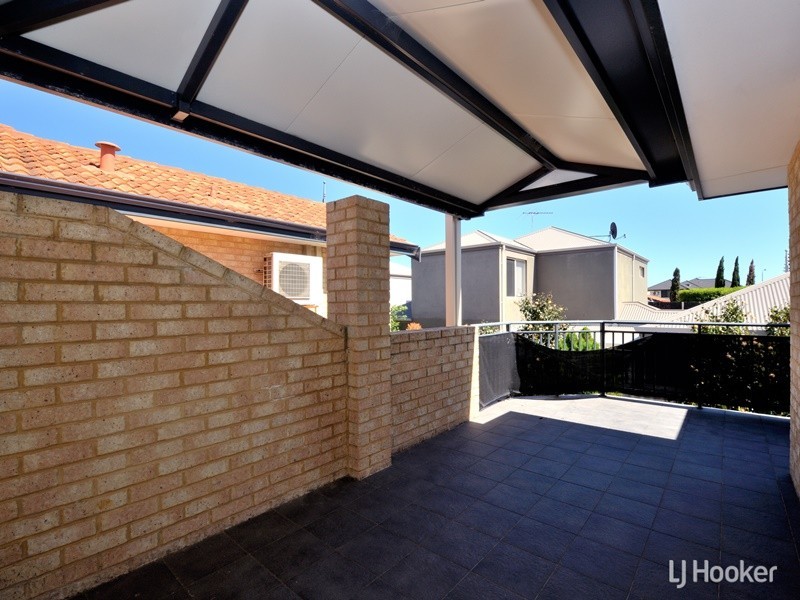 3/10 Hymus Street, Rockingham WA 6168