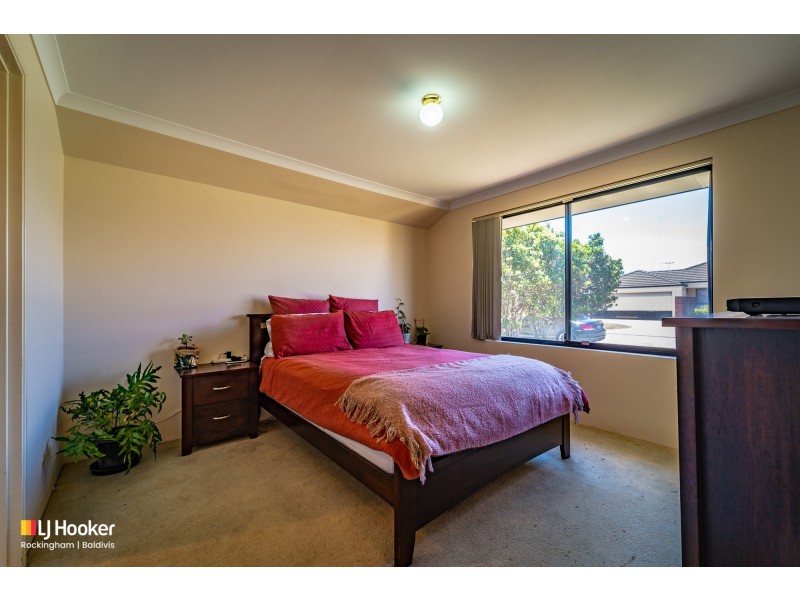 27 Edgbaston Crescent, Port Kennedy WA 6172