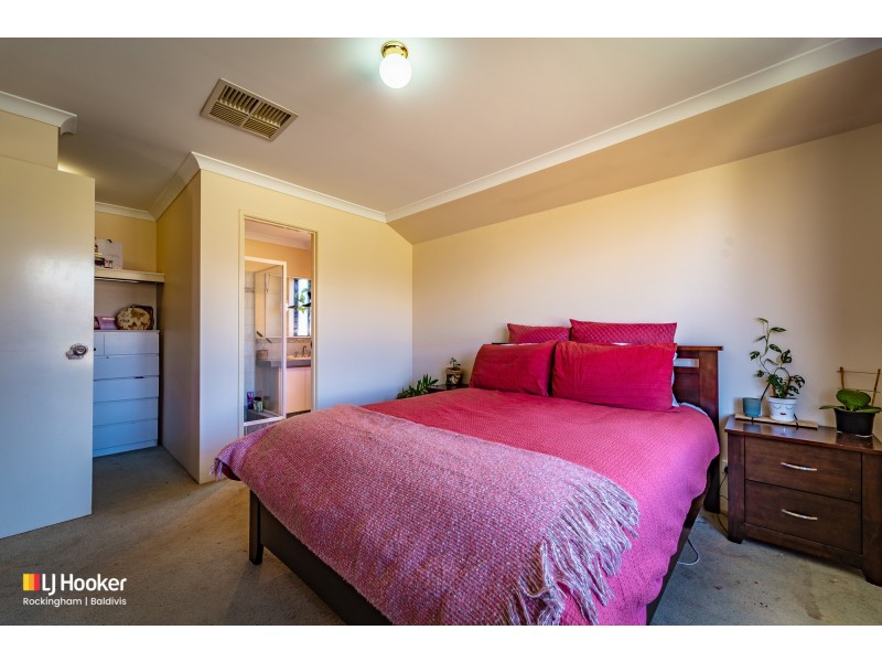 27 Edgbaston Crescent, Port Kennedy WA 6172