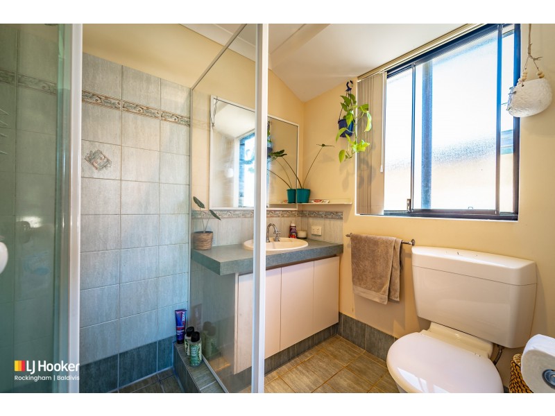 27 Edgbaston Crescent, Port Kennedy WA 6172