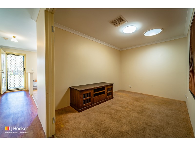 27 Edgbaston Crescent, Port Kennedy WA 6172