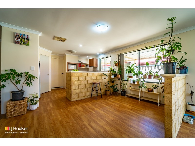 27 Edgbaston Crescent, Port Kennedy WA 6172
