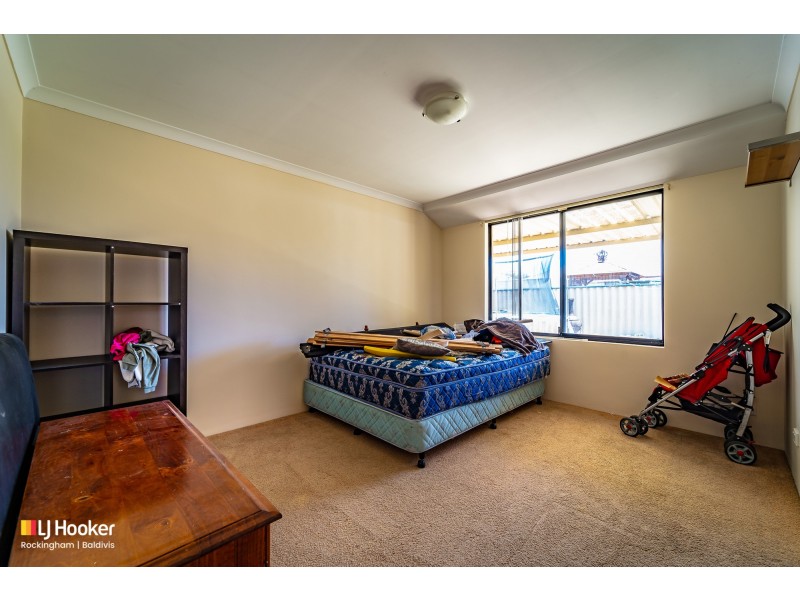 27 Edgbaston Crescent, Port Kennedy WA 6172