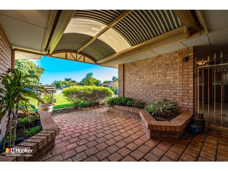 12 Lima Close, Warnbro WA 6169
