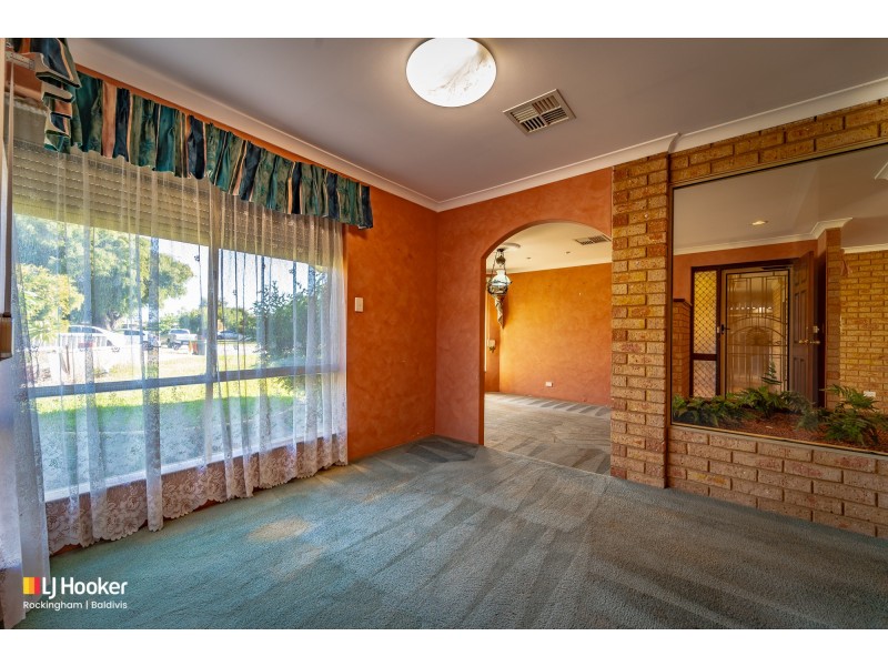 12 Lima Close, Warnbro WA 6169