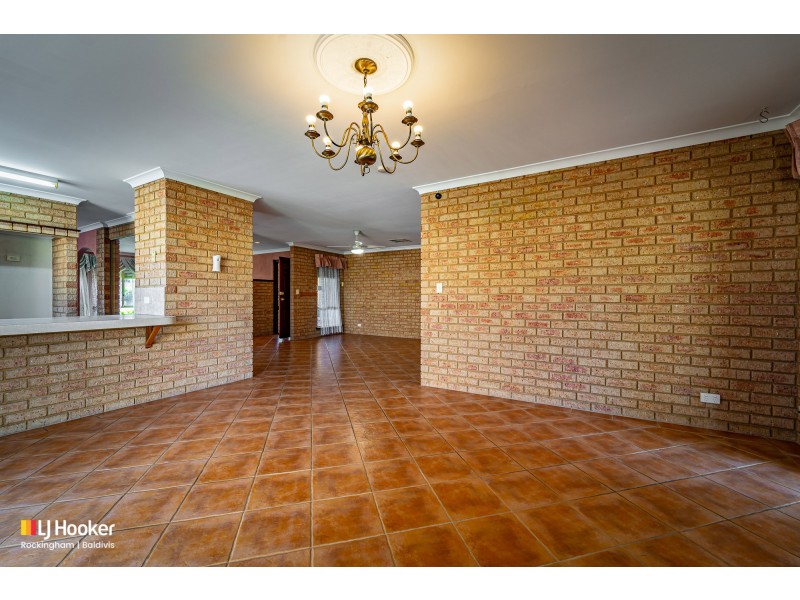 12 Lima Close, Warnbro WA 6169