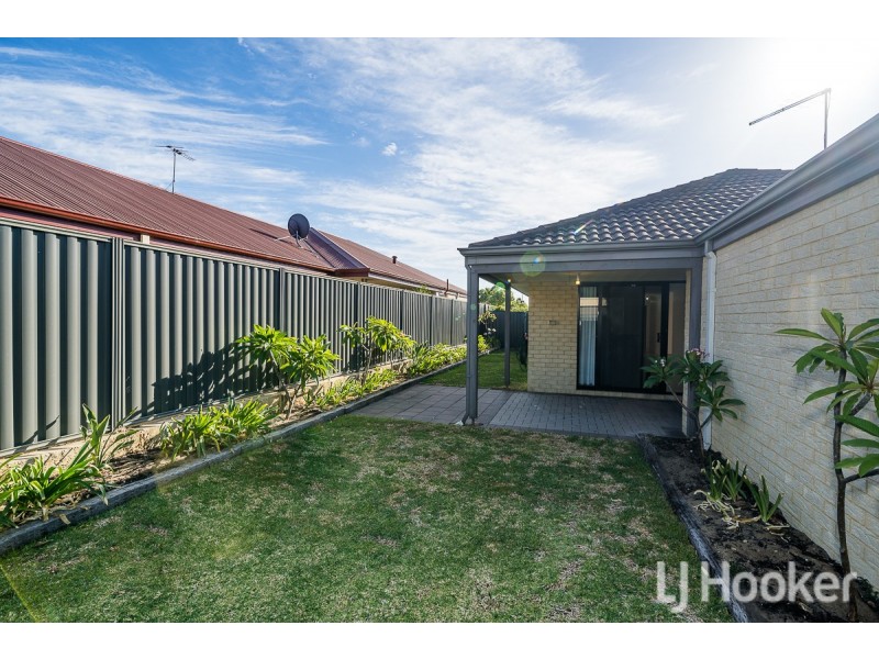 8 Pyrenees Parkway, Baldivis WA 6171