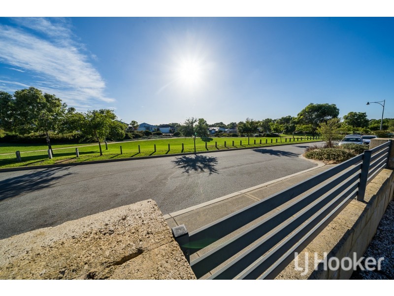 8 Pyrenees Parkway, Baldivis WA 6171