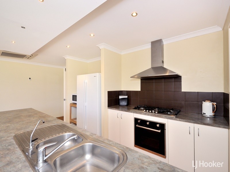 43 Eldon Street, Shoalwater WA 6169