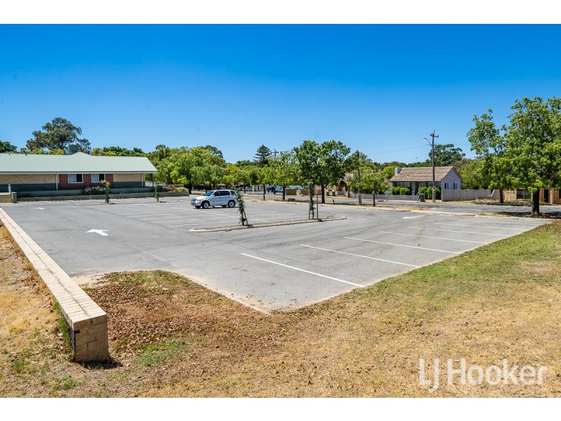 17 Westcott Road, Medina WA 6167