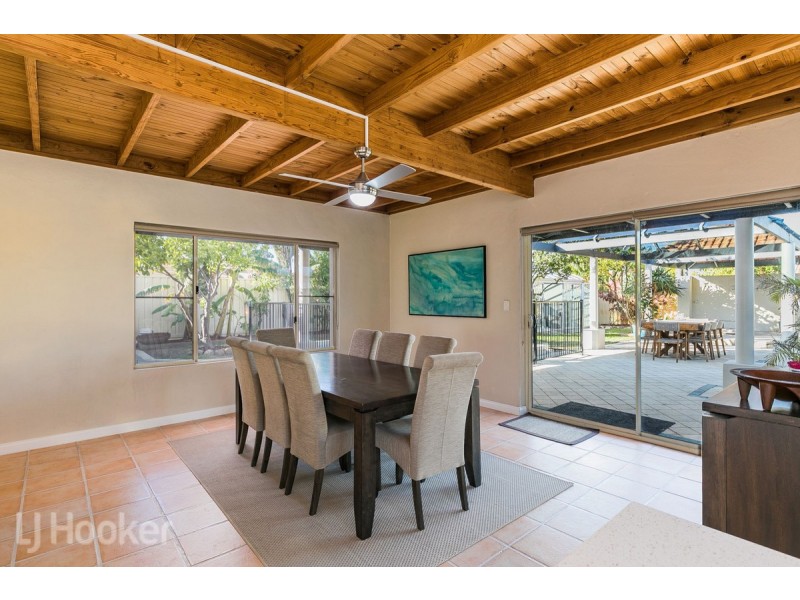 11 Collie Close, Rockingham WA 6168