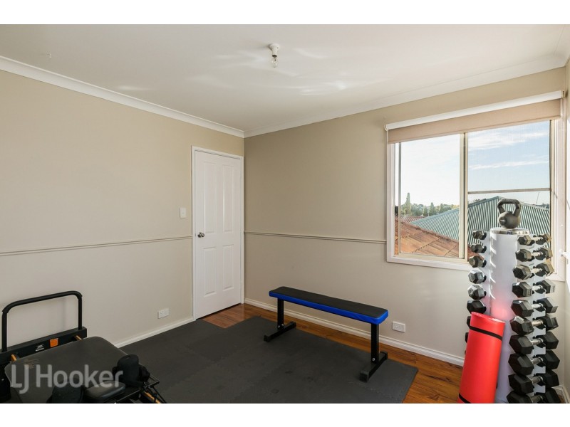 11 Collie Close, Rockingham WA 6168