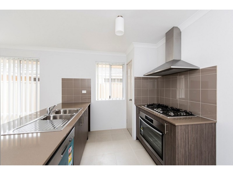 36 Mallina Crescent, Golden Bay WA 6174