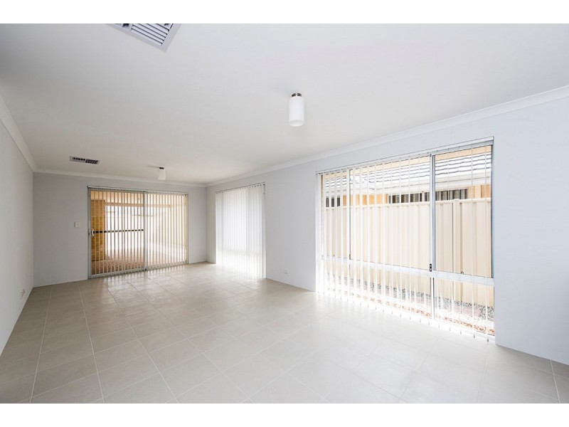 36 Mallina Crescent, Golden Bay WA 6174