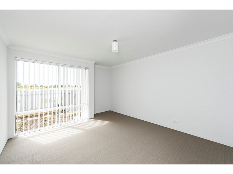 36 Mallina Crescent, Golden Bay WA 6174