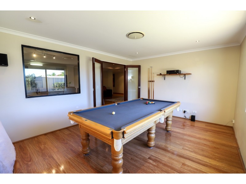 24 Harrington Waters Drive, Waikiki WA 6169