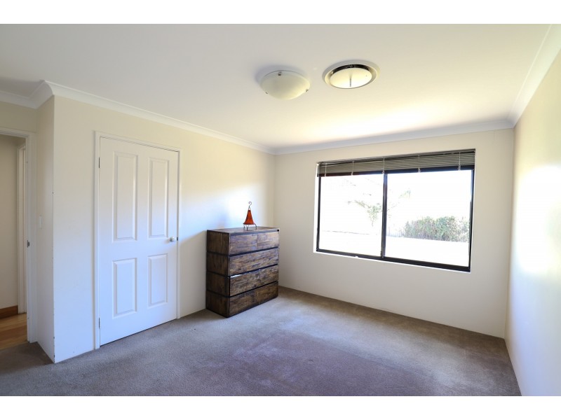 24 Harrington Waters Drive, Waikiki WA 6169