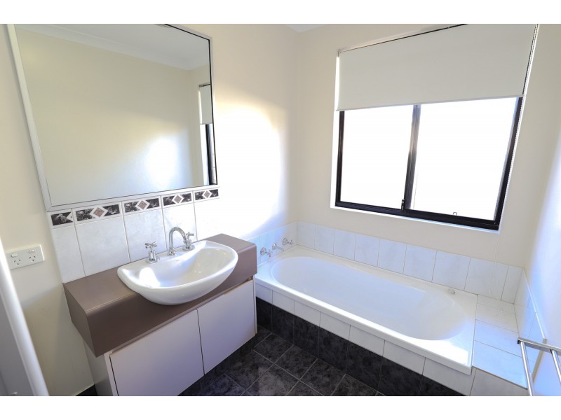 24 Harrington Waters Drive, Waikiki WA 6169