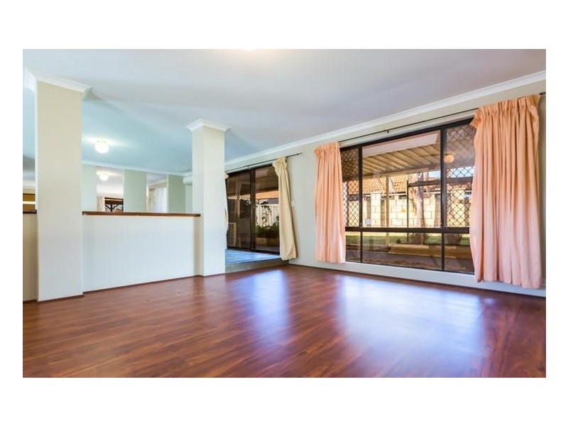 32 Nottingham Parkway, Orelia WA 6167