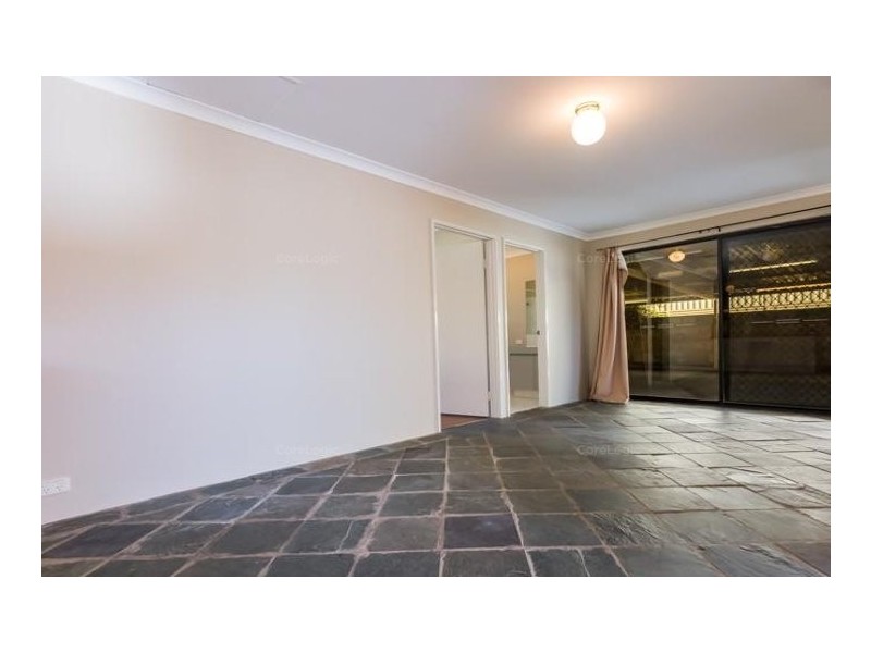 32 Nottingham Parkway, Orelia WA 6167