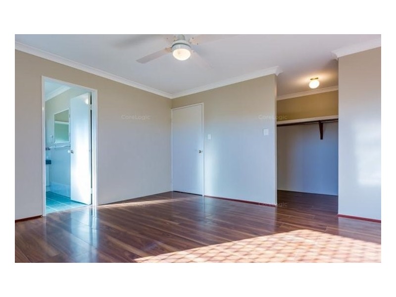 32 Nottingham Parkway, Orelia WA 6167