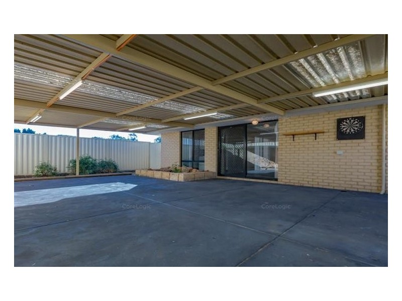 32 Nottingham Parkway, Orelia WA 6167