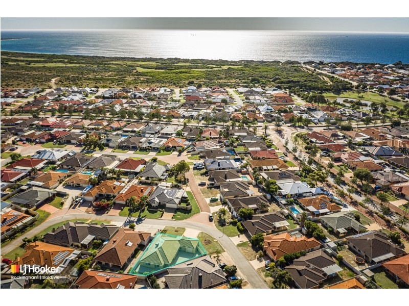 8 Cambernon Green, Port Kennedy WA 6172