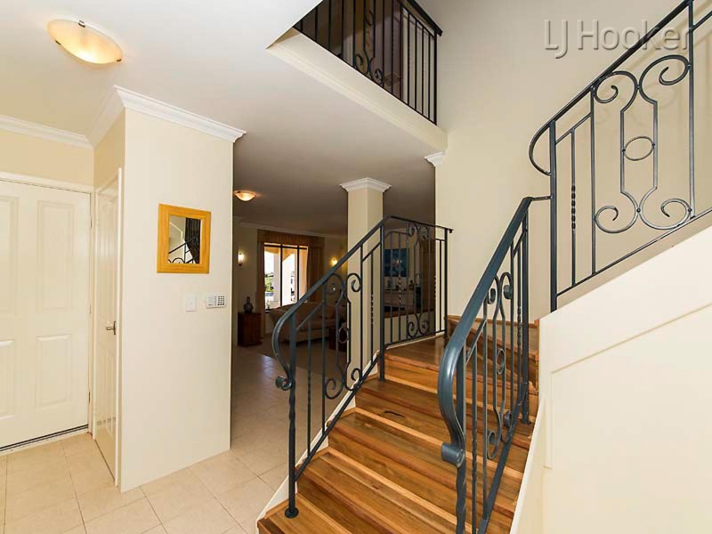 19 Cobblestones Circuit, Secret Harbour WA 6173