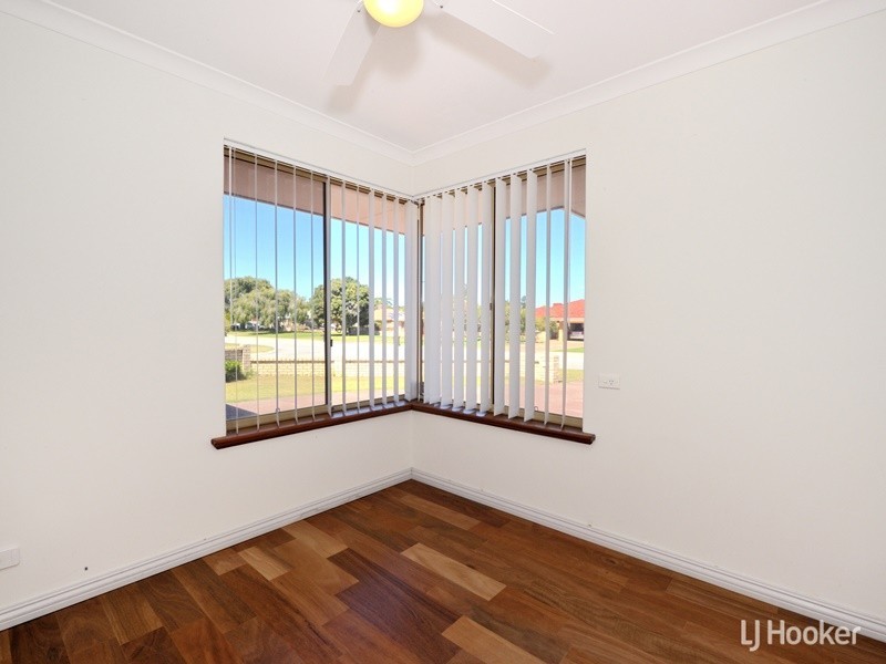 24 Leeuwin Parade, Rockingham WA 6168