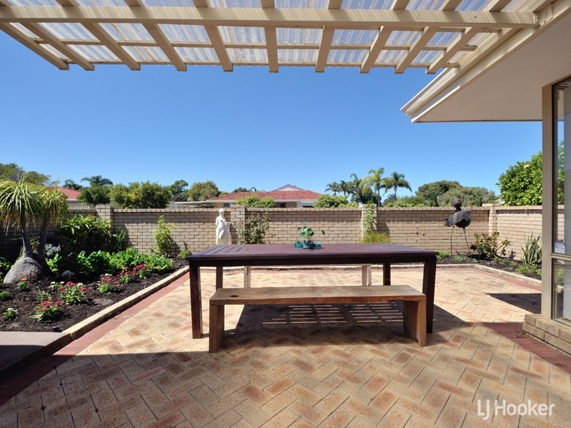 24 Leeuwin Parade, Rockingham WA 6168