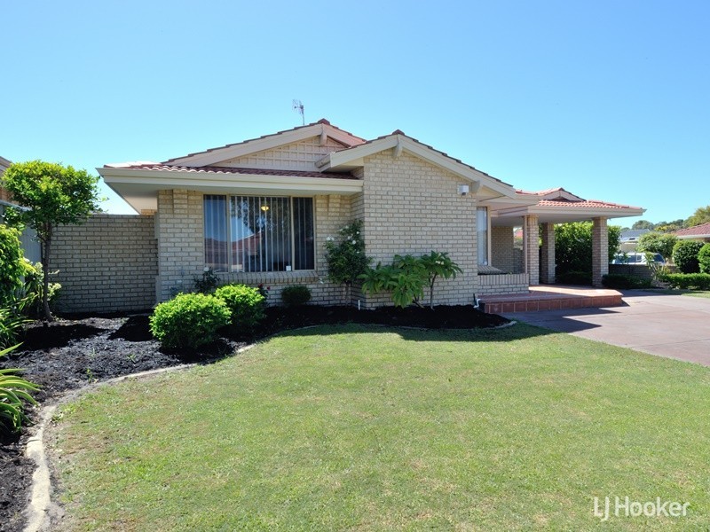 24 Leeuwin Parade, Rockingham WA 6168