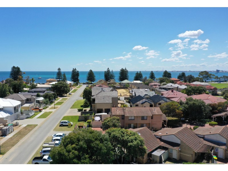 9/14-16 Vista Avenue, Rockingham WA 6168