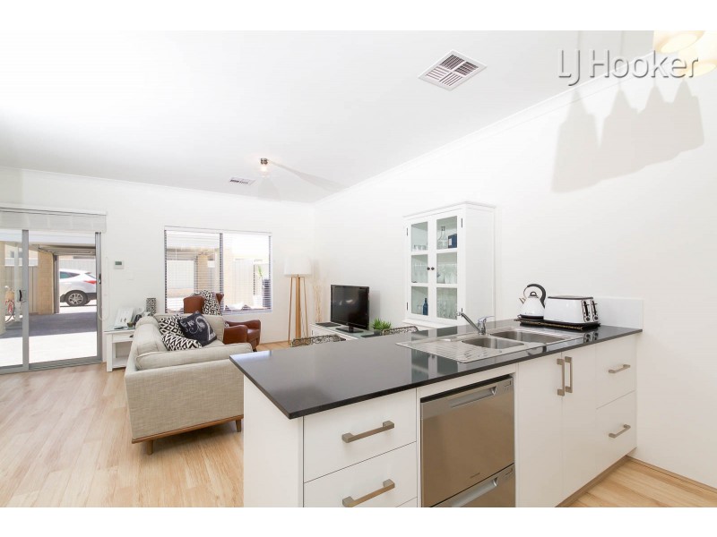 118 Aurea Boulevard, Golden Bay WA 6174