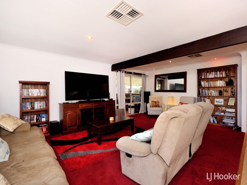 21 Timberlane Loop, Cooloongup WA 6168