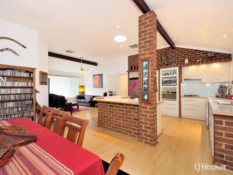 21 Timberlane Loop, Cooloongup WA 6168