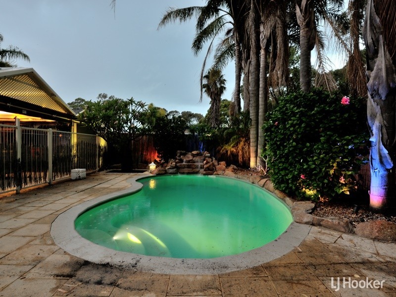 21 Timberlane Loop, Cooloongup WA 6168