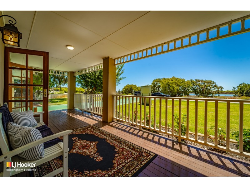 17 Richmond Avenue, Shoalwater WA 6169