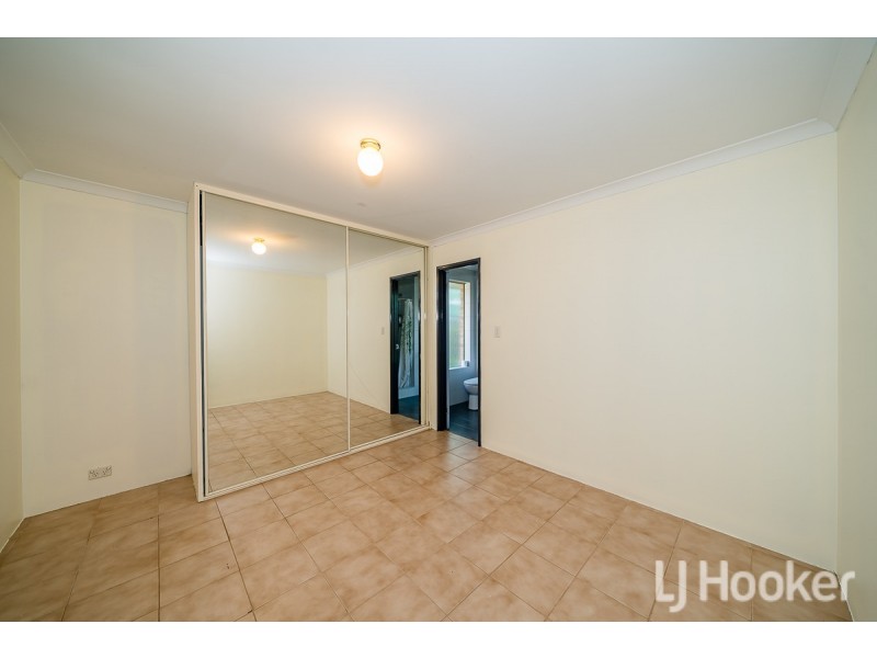 1 Camm Place, Waikiki WA 6169