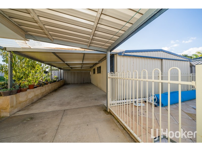 1 Camm Place, Waikiki WA 6169