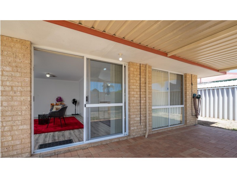 12 Eva Lynch Way, Warnbro WA 6169