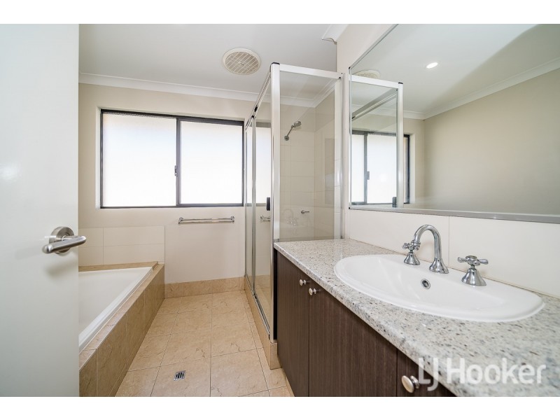 16 Carcione Avenue, Secret Harbour WA 6173