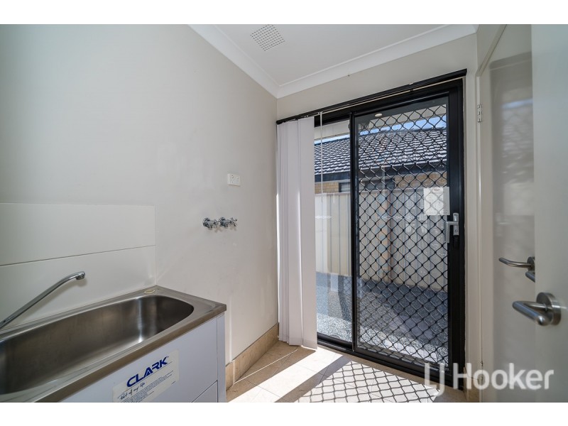 16 Carcione Avenue, Secret Harbour WA 6173