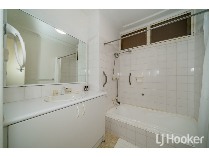 8 Pictor Court, Rockingham WA 6168