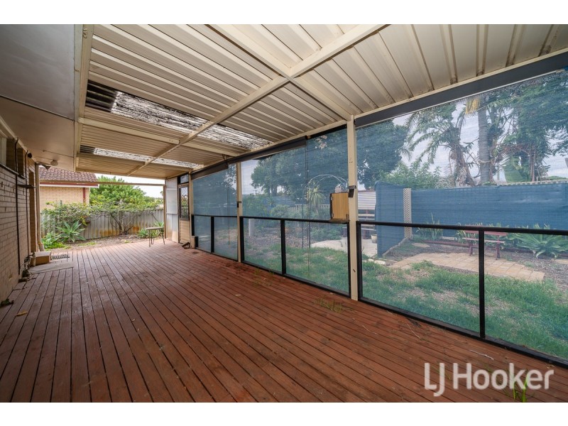 8 Pictor Court, Rockingham WA 6168