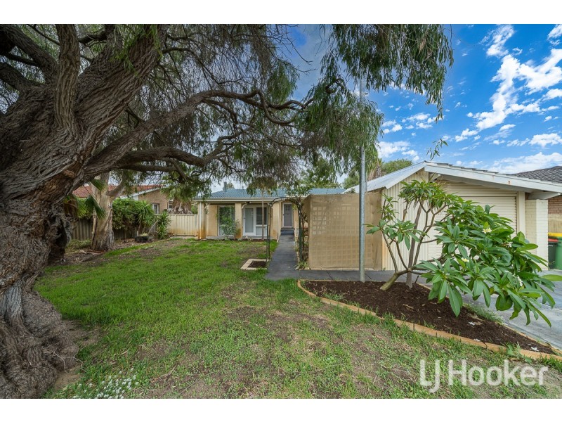 8 Pictor Court, Rockingham WA 6168