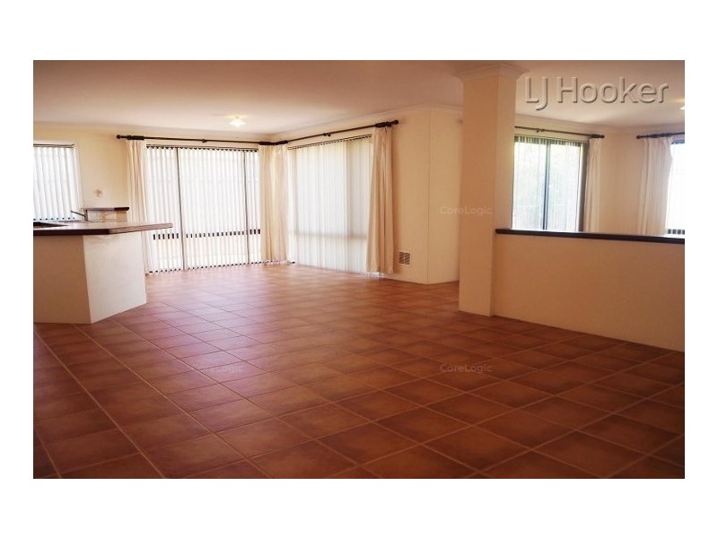 76 Endeavour Drive, Port Kennedy WA 6172