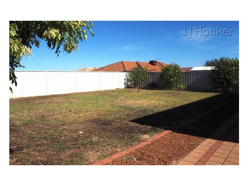 76 Endeavour Drive, Port Kennedy WA 6172