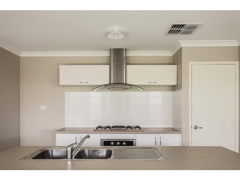 67 Lennox Drive, Secret Harbour WA 6173