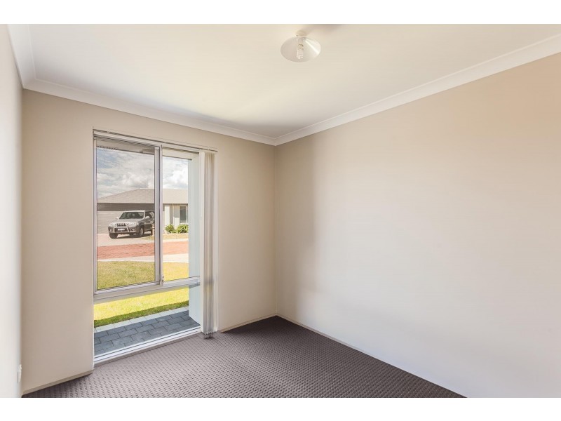 67 Lennox Drive, Secret Harbour WA 6173